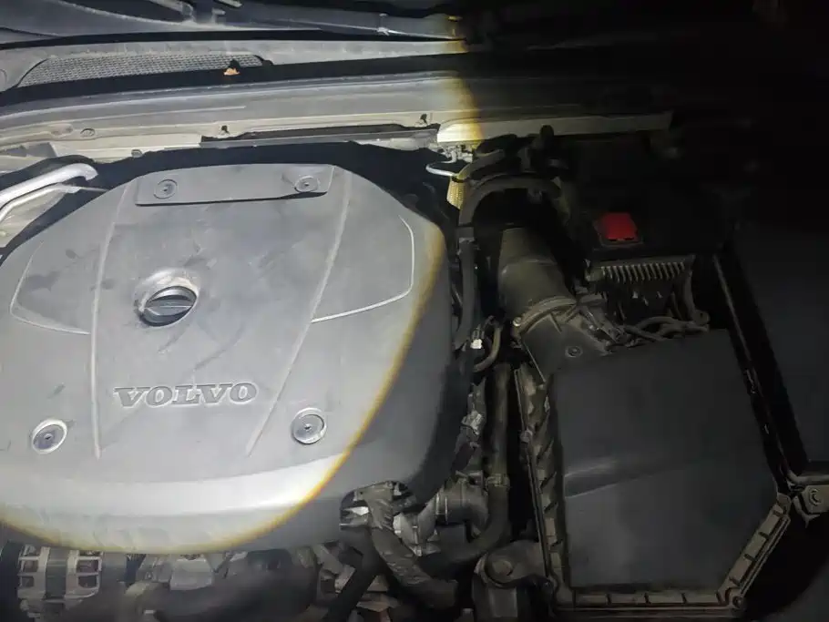 Volvo S90 — фото 10