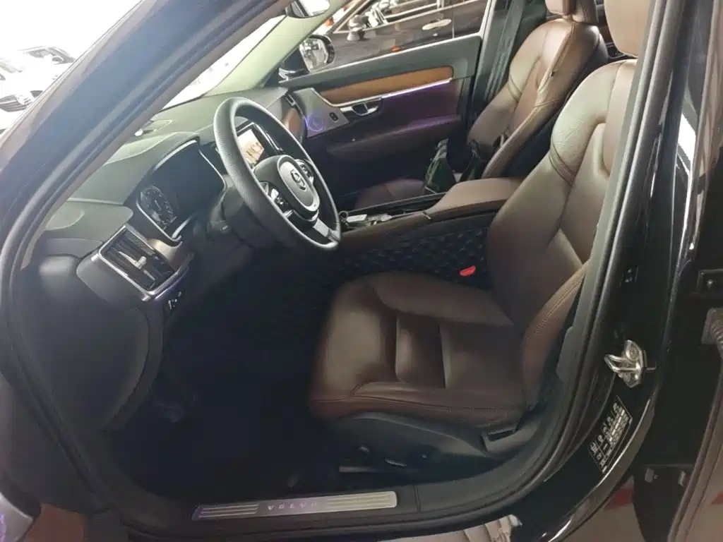Volvo S90 — фото 15