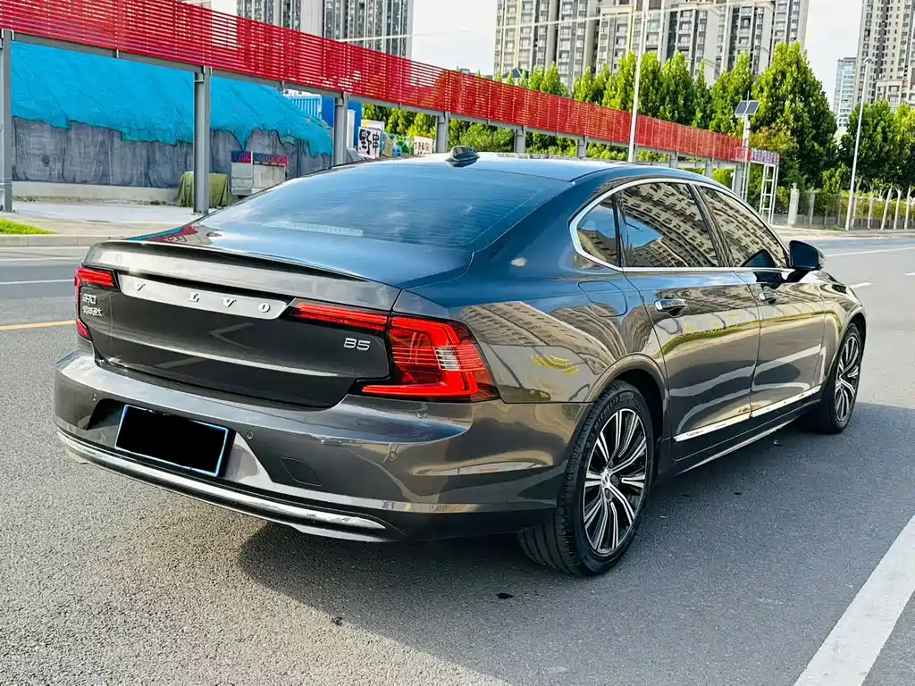 Volvo S90 — фото 7