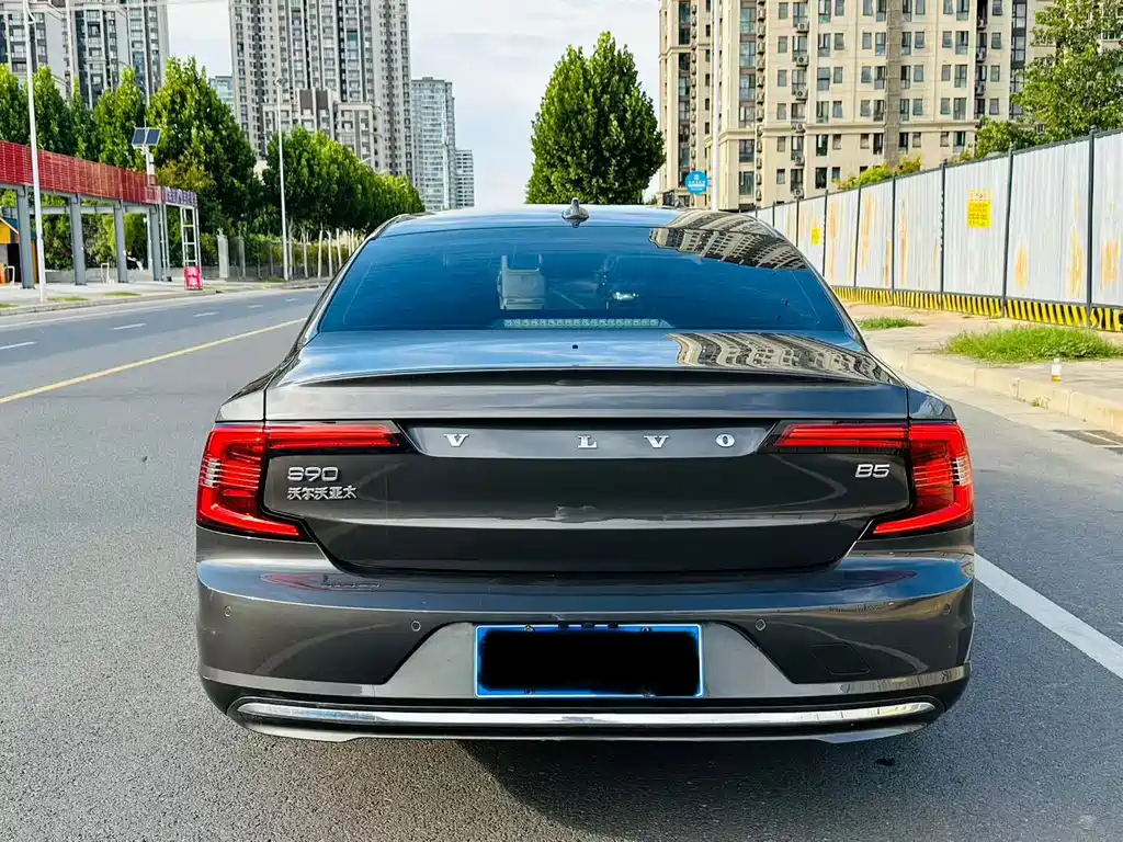 Volvo S90 — фото 8