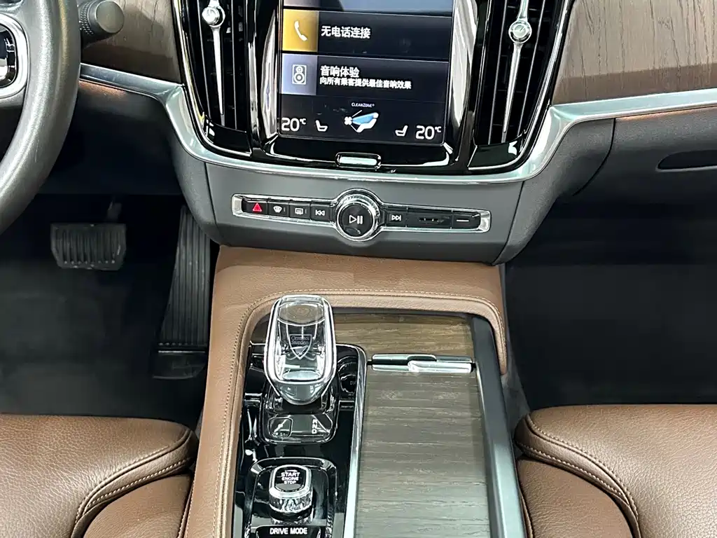 Volvo S90 — фото 13