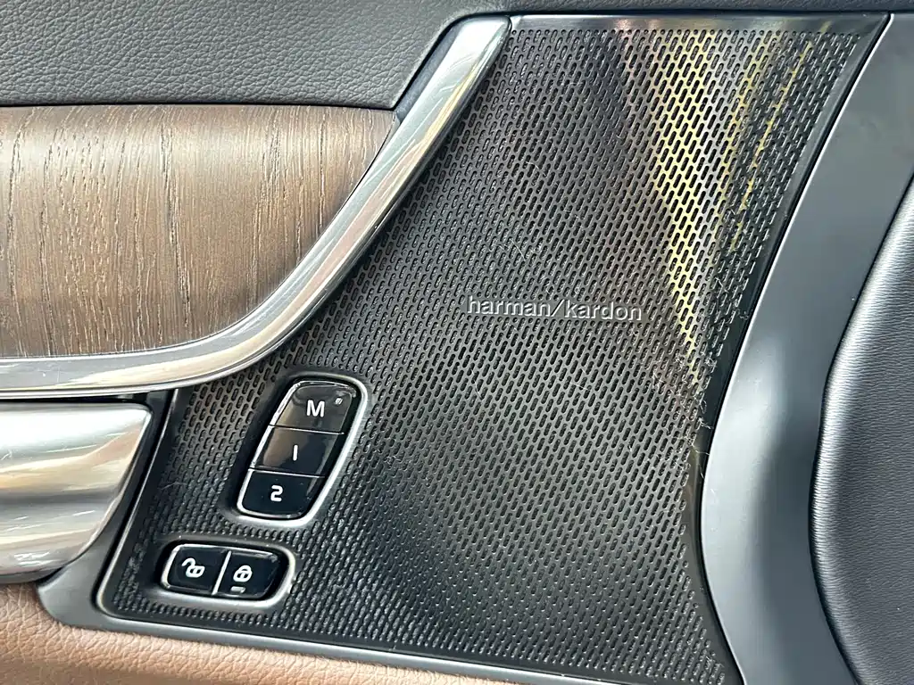 Volvo S90 — фото 18