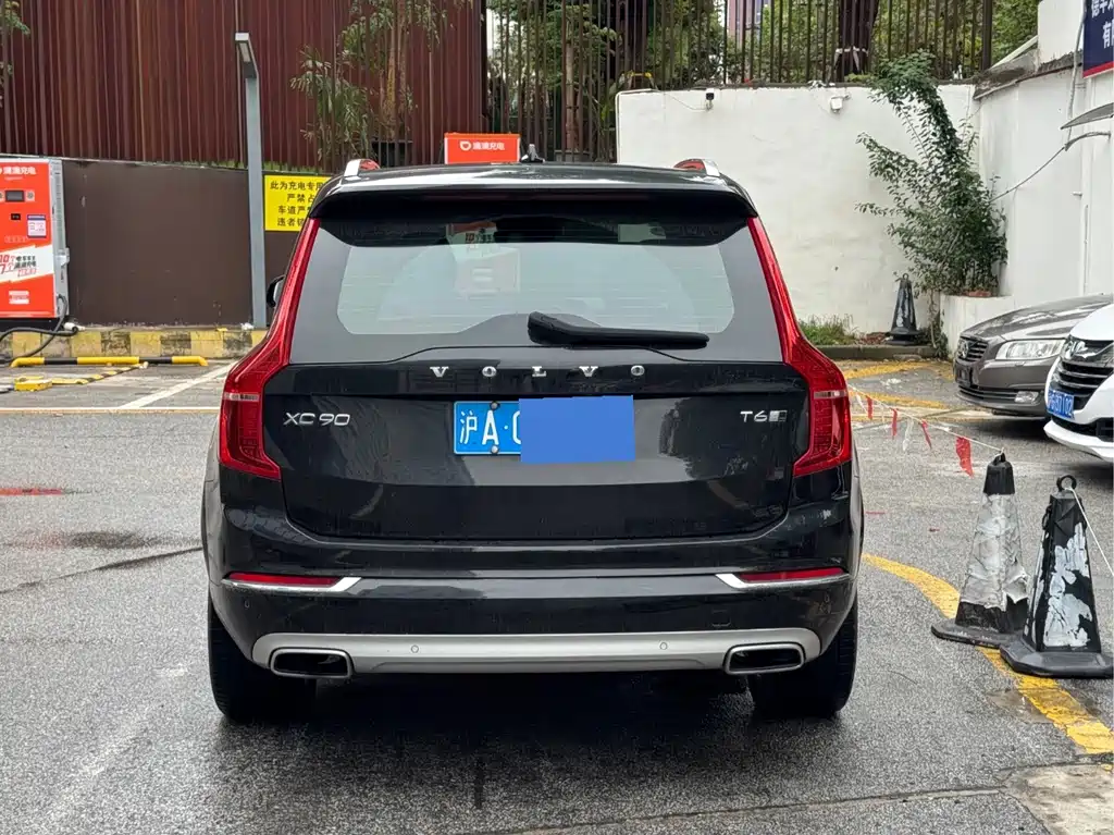 Volvo XC90 — фото 4