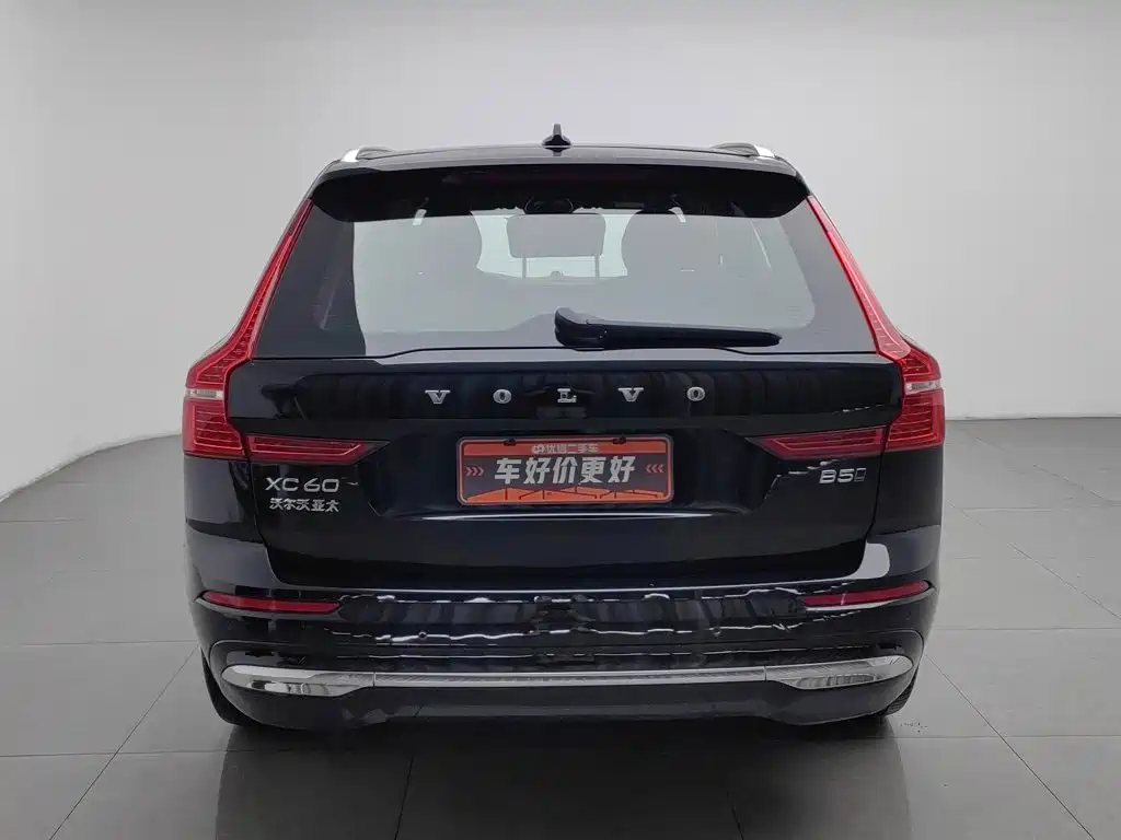 Volvo XC60 — фото 4