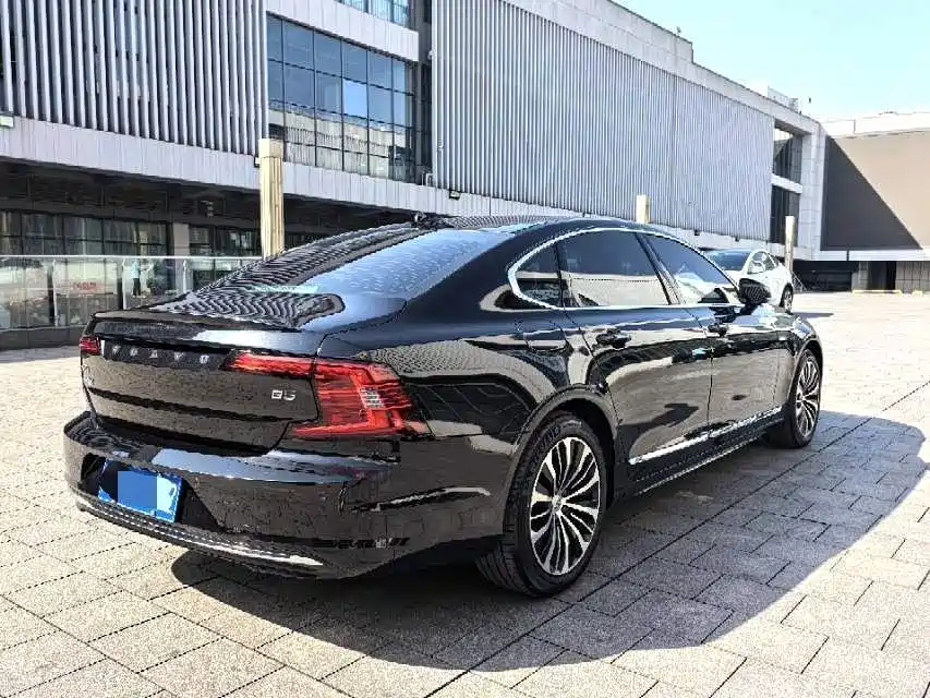 Volvo S90 — фото 6