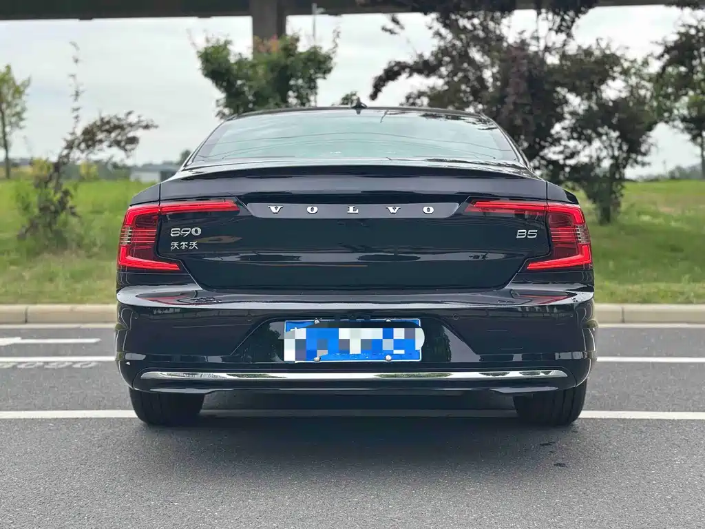 Volvo S90 — фото 7