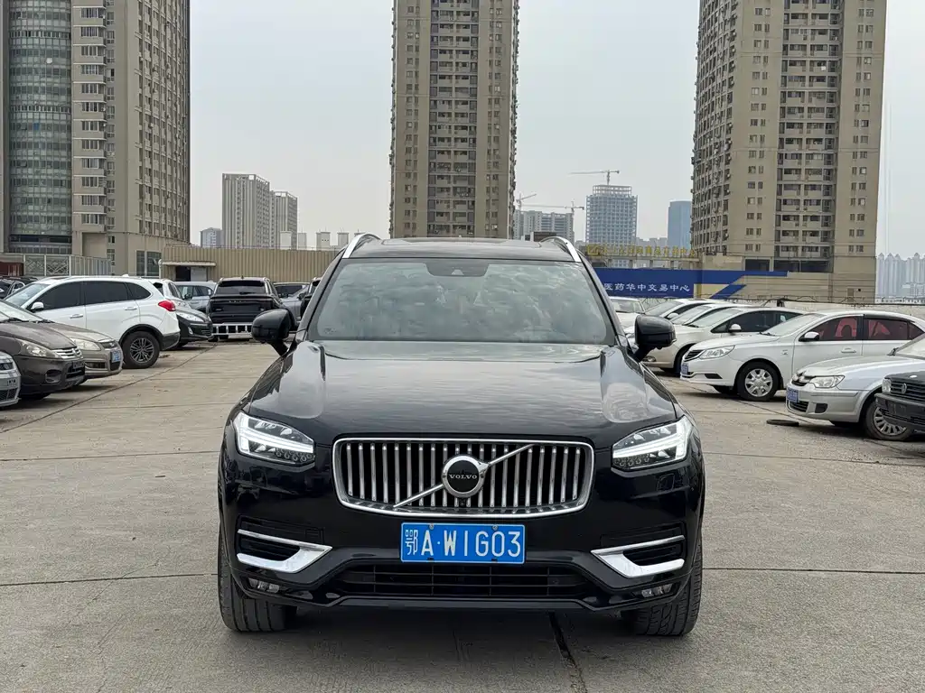 Volvo XC90 — фото 2