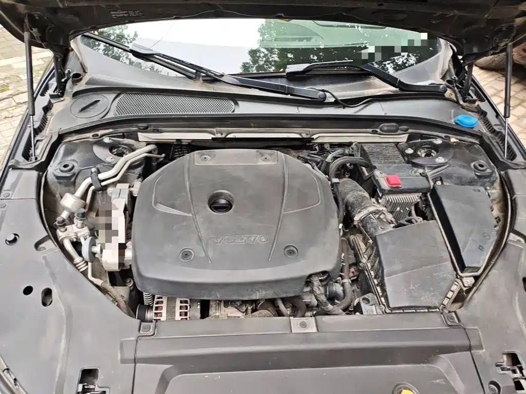 Volvo S90 — фото 16