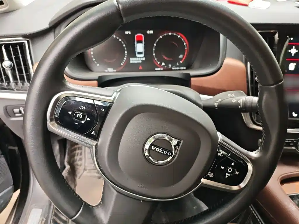 Volvo S90 — фото 6