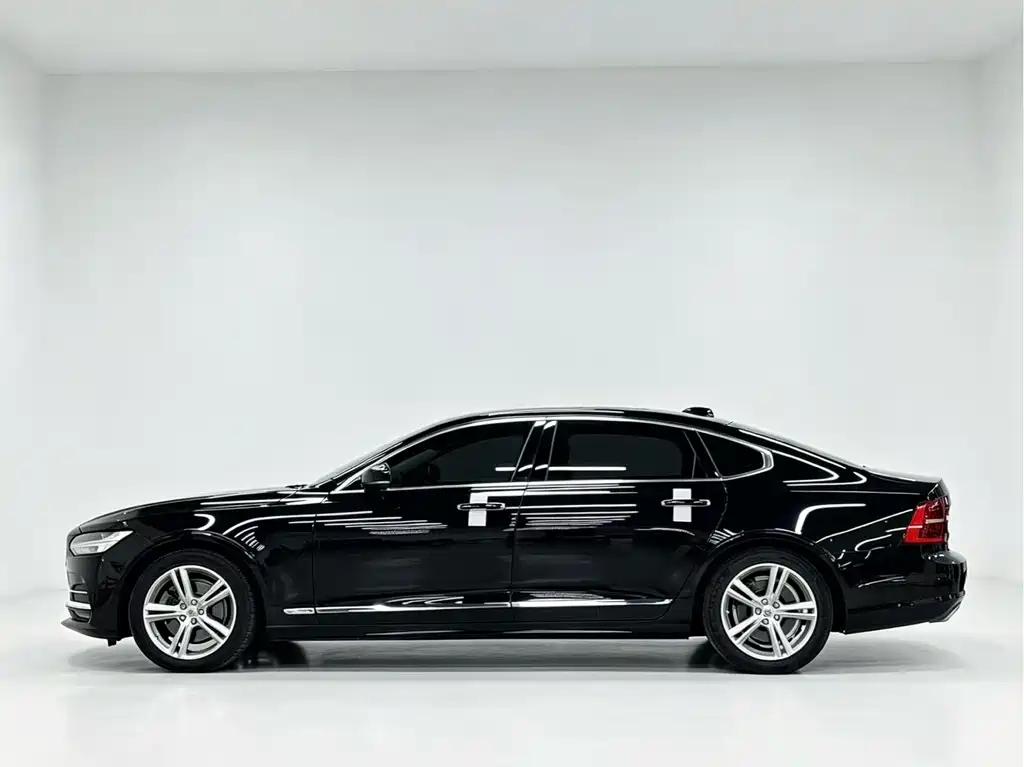 Volvo S90 — фото 2
