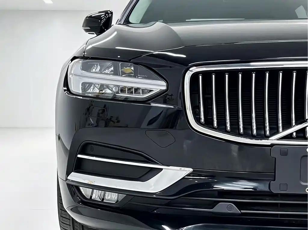 Volvo S90 — фото 22