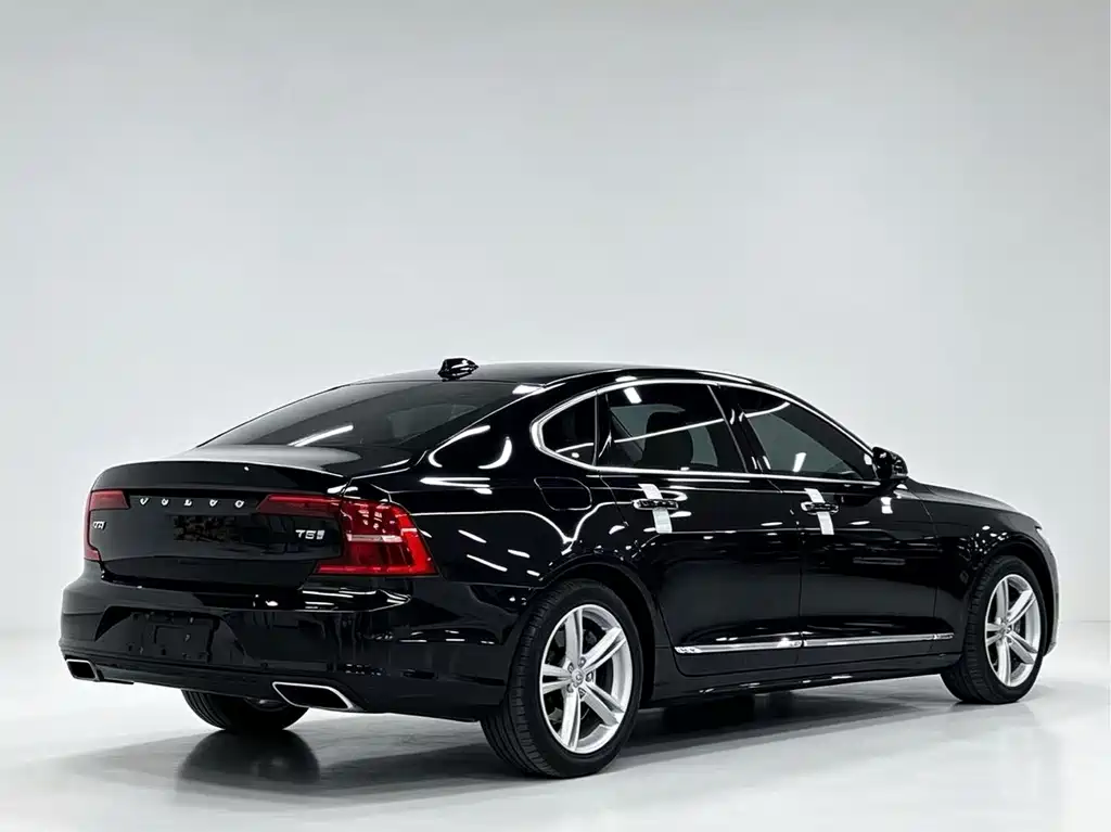 Volvo S90 — фото 4