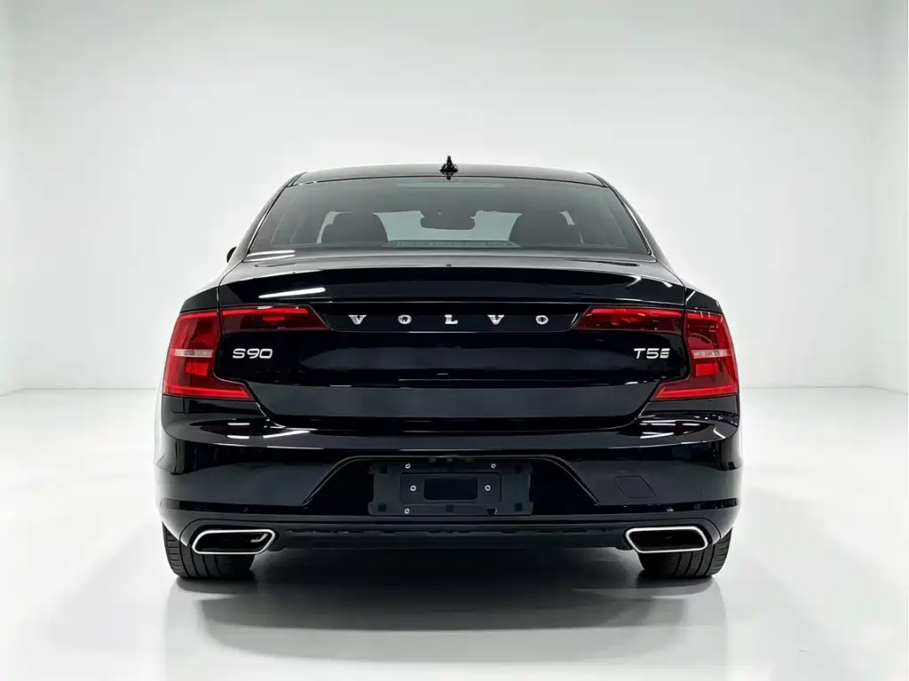 Volvo S90 — фото 7