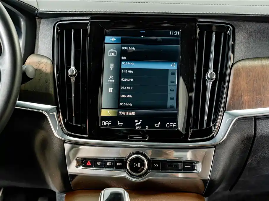 Volvo S90 — фото 13
