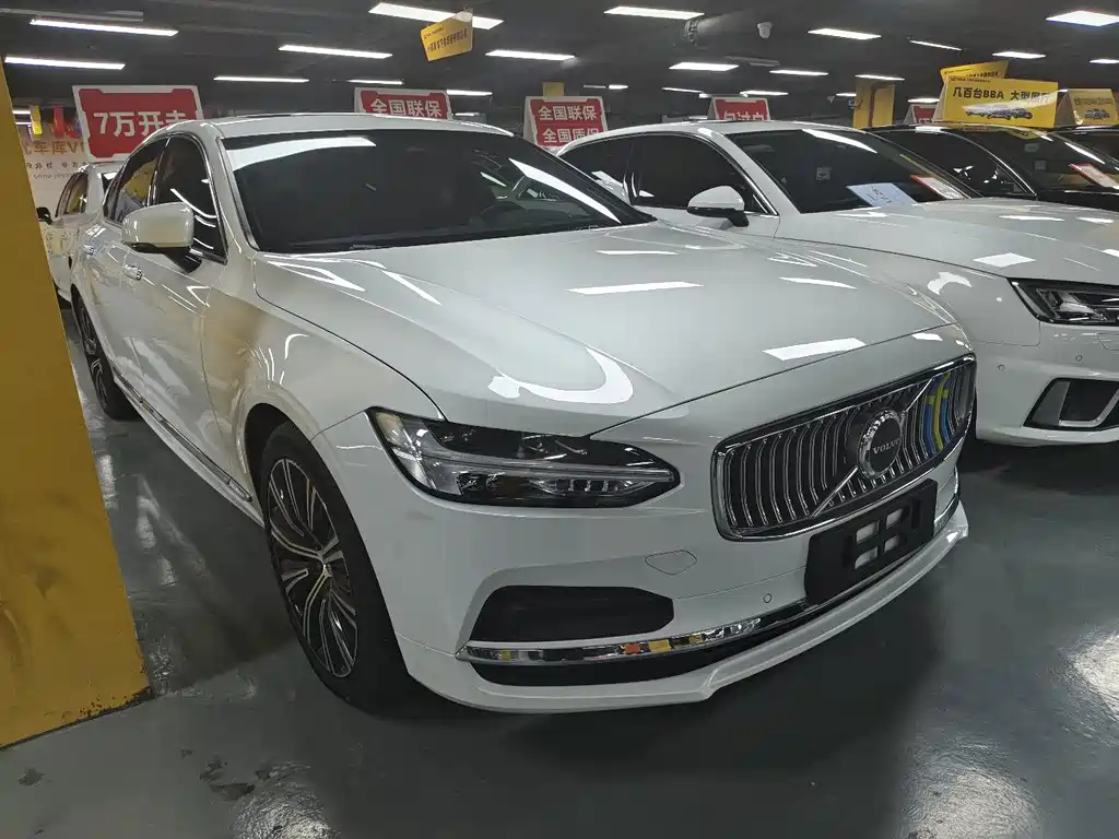 Volvo S90 — фото 3