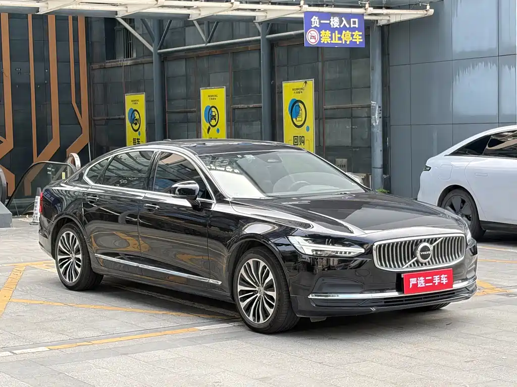 Volvo S90 — фото 3