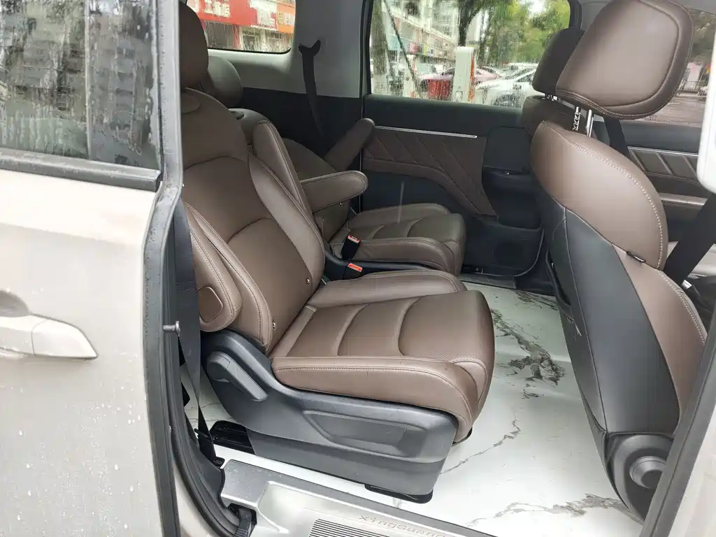 Wuling Xingguang 730 New Energy — фото 3