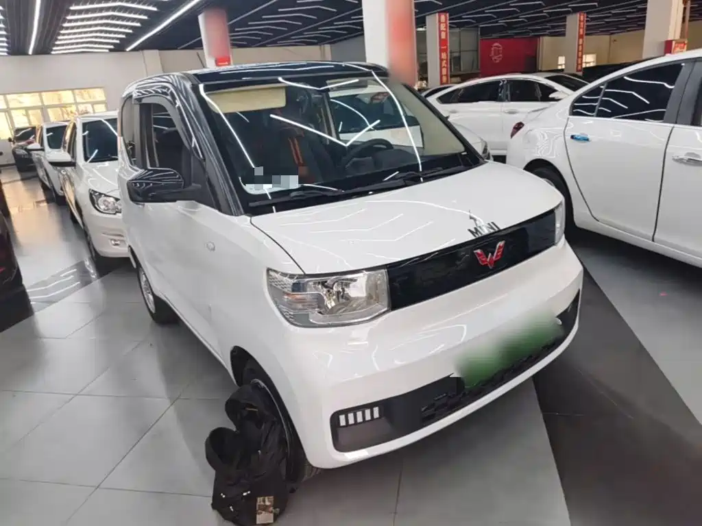 Wuling MINIEV — фото 4