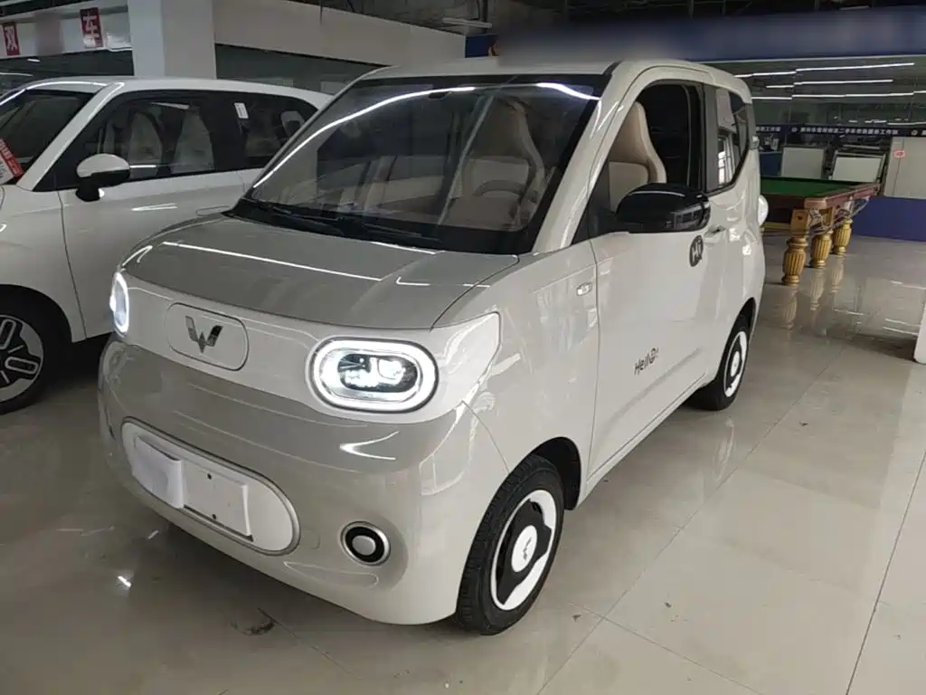 Wuling MINIEV — фото 2