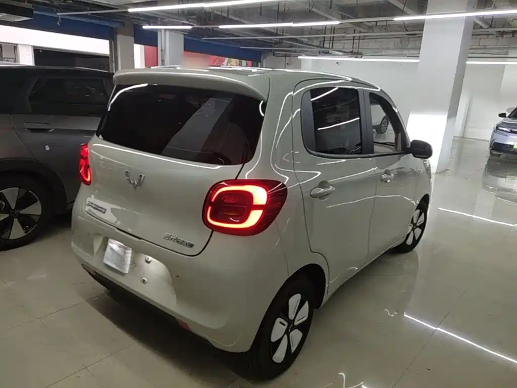 Wuling MINIEV — фото 7