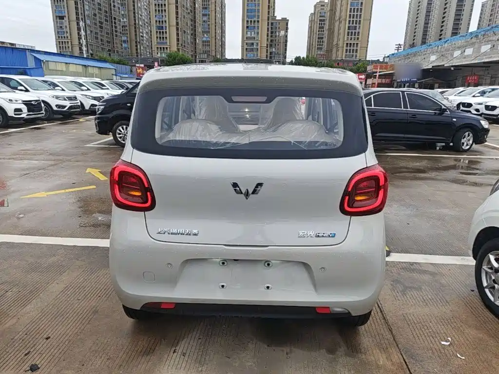 Wuling MINIEV — фото 6