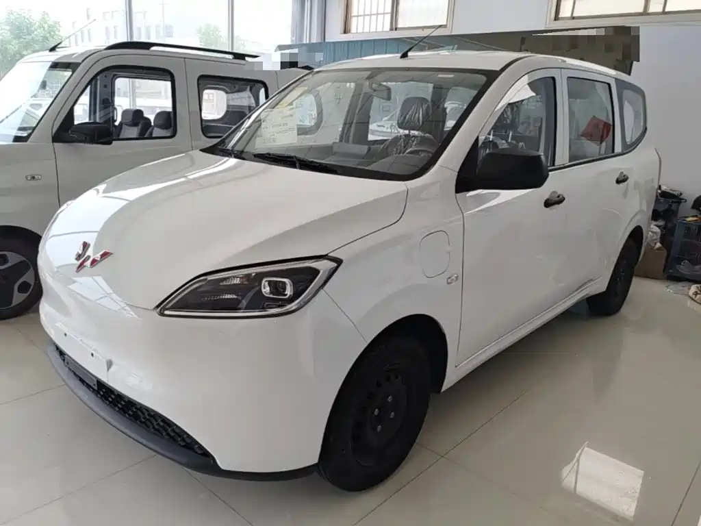 Wuling Hongguang EV — фото 2