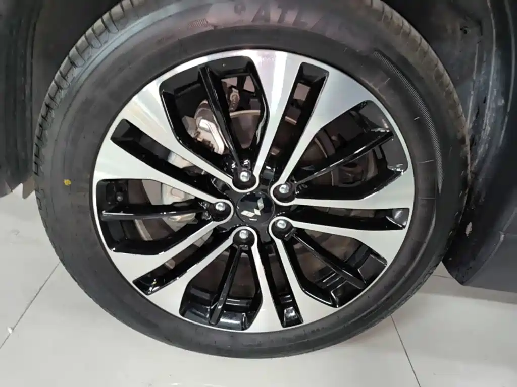 Wuling Xingguang 730 New Energy — фото 23