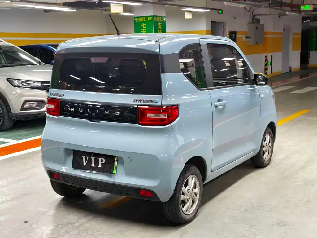 Wuling MINIEV — фото 3