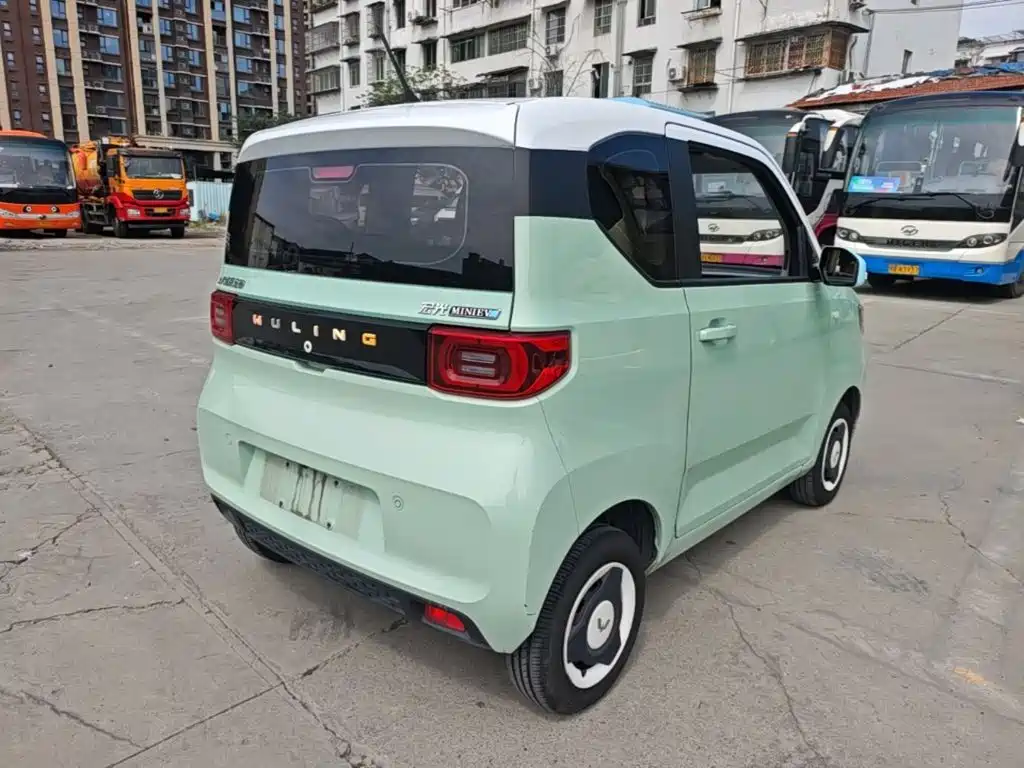 Wuling MINIEV — фото 7