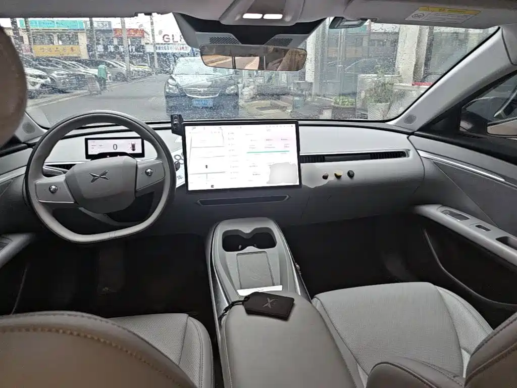 XPeng MONA M03 — фото 10
