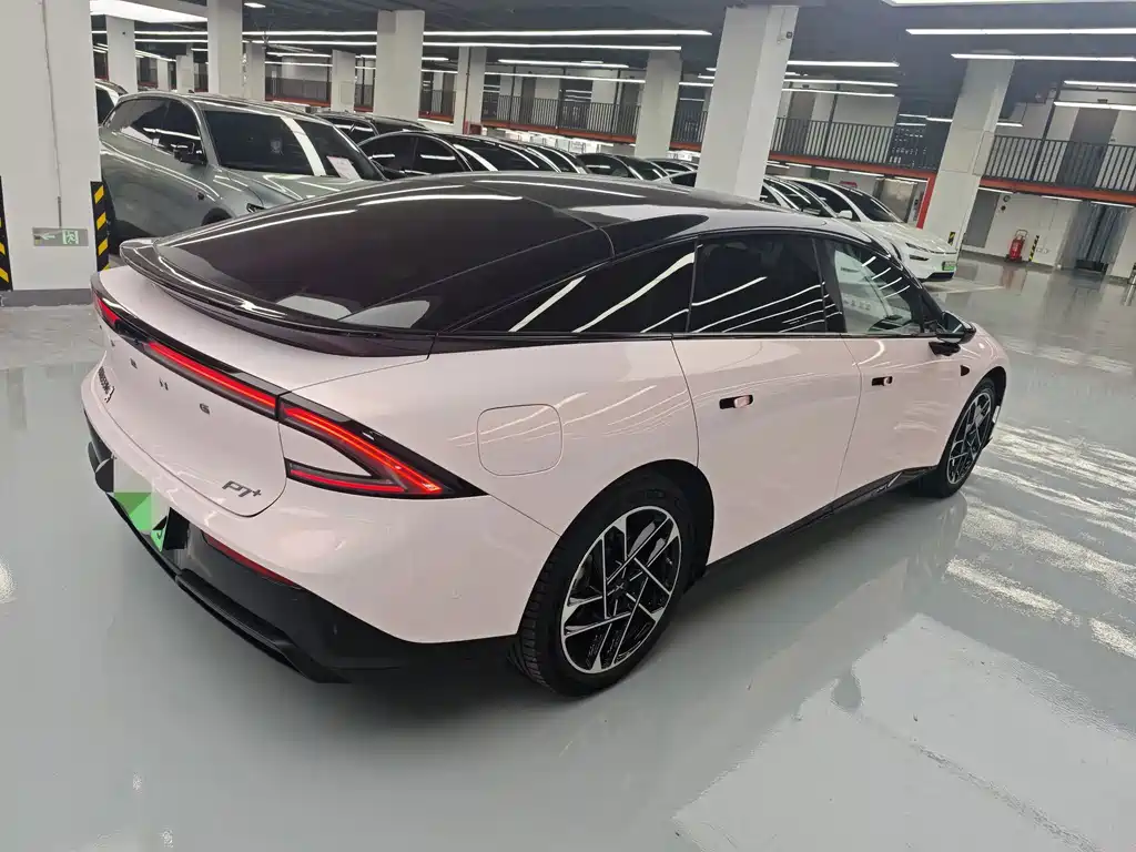 XPeng P7+ — фото 15