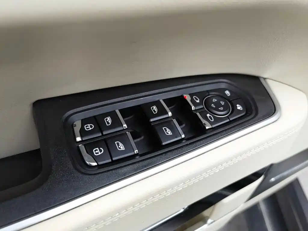 Zotye Zotye T700 — фото 8