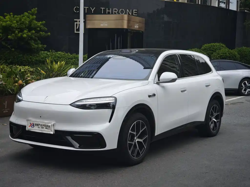 AITO AITO M6