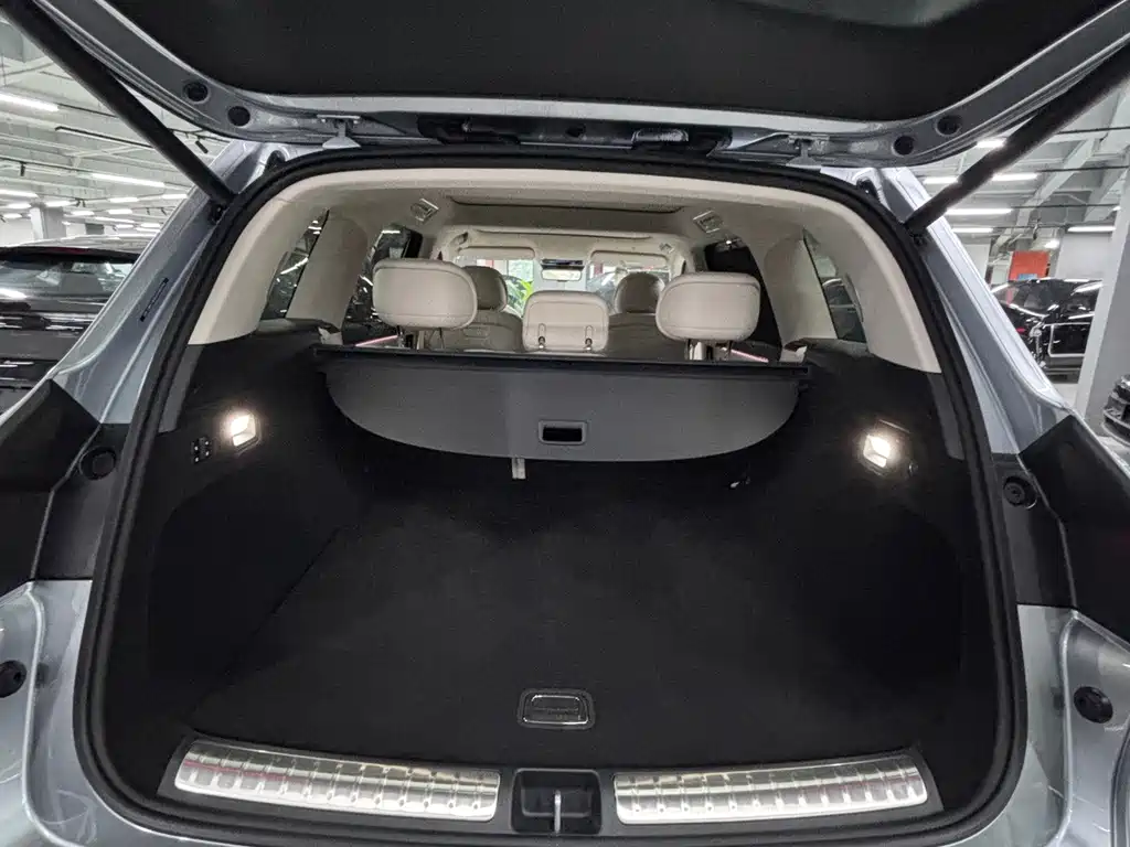 AITO AITO M8 — фото 6