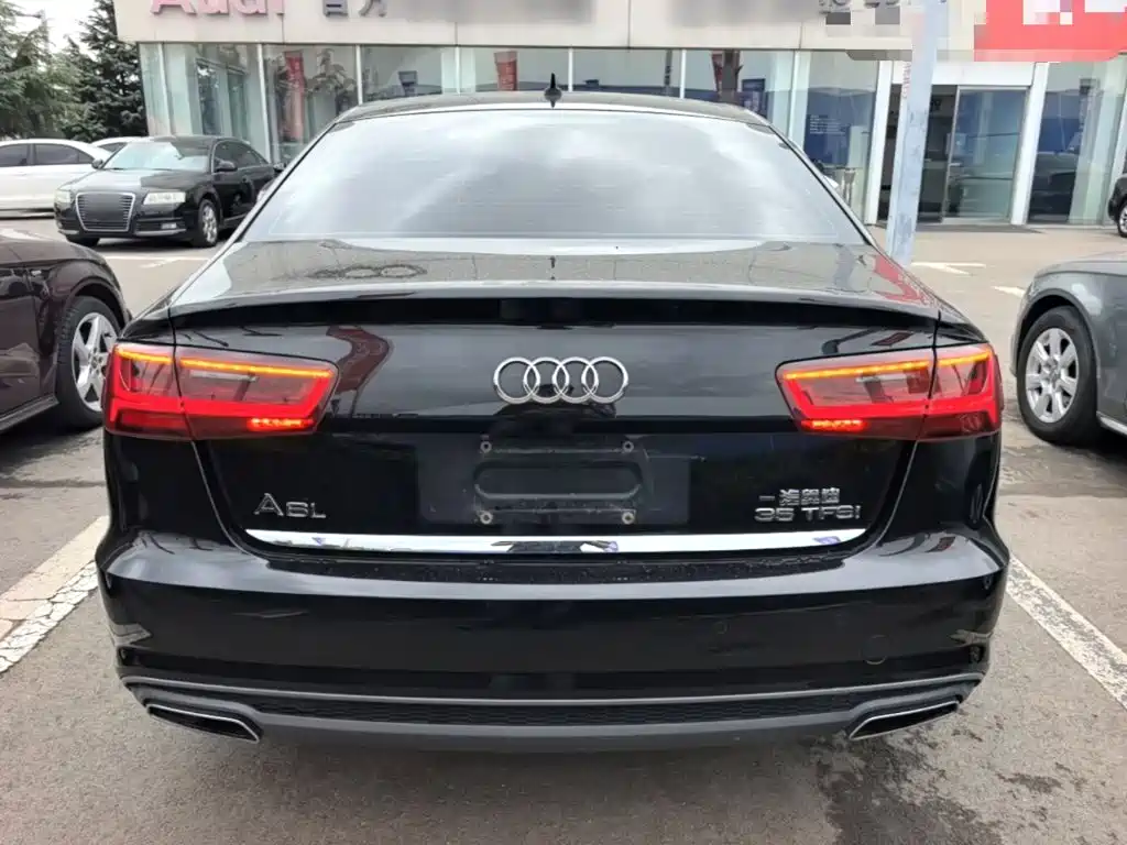 Audi A6L — фото 6