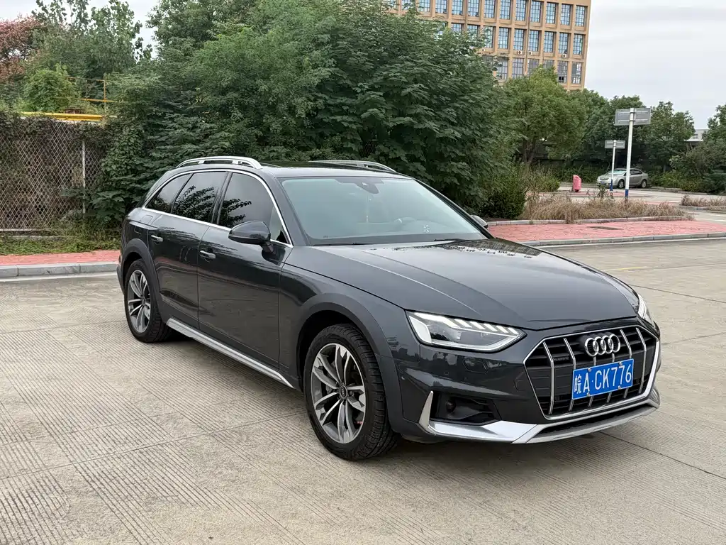 Audi A4 (Import) — фото 3