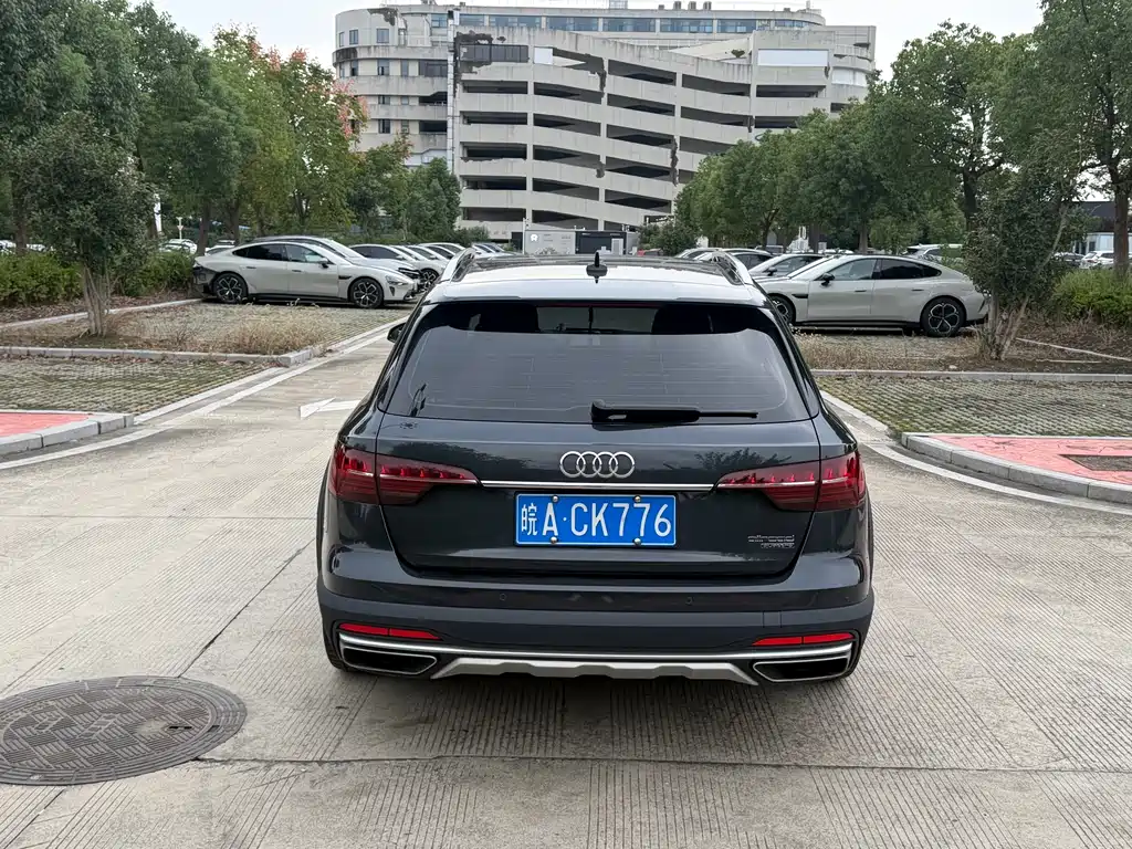 Audi A4 (Import) — фото 9