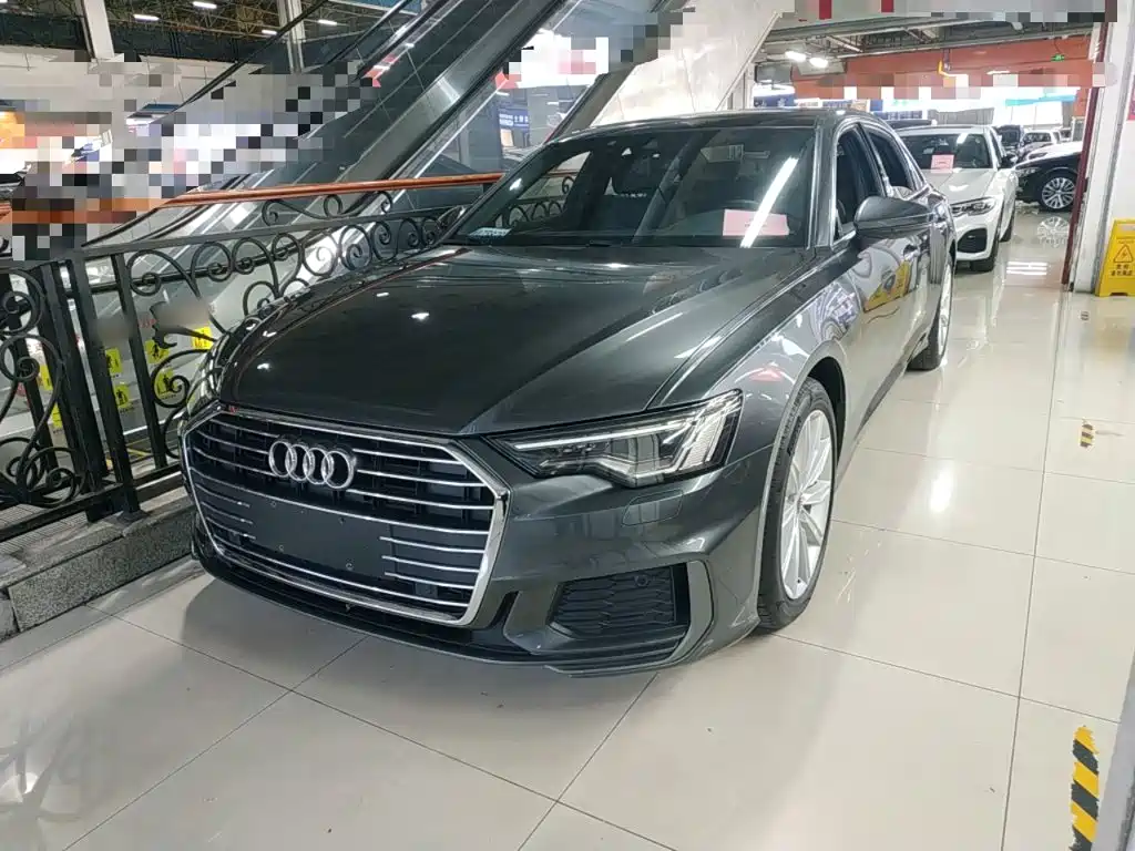 Audi A6L — фото 2