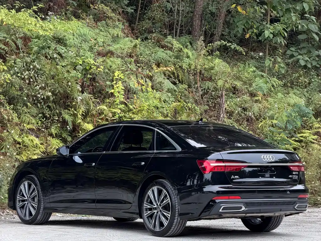 Audi A6L — фото 7