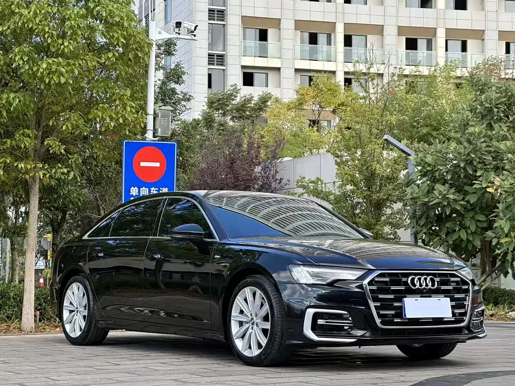 Audi A6L — фото 3