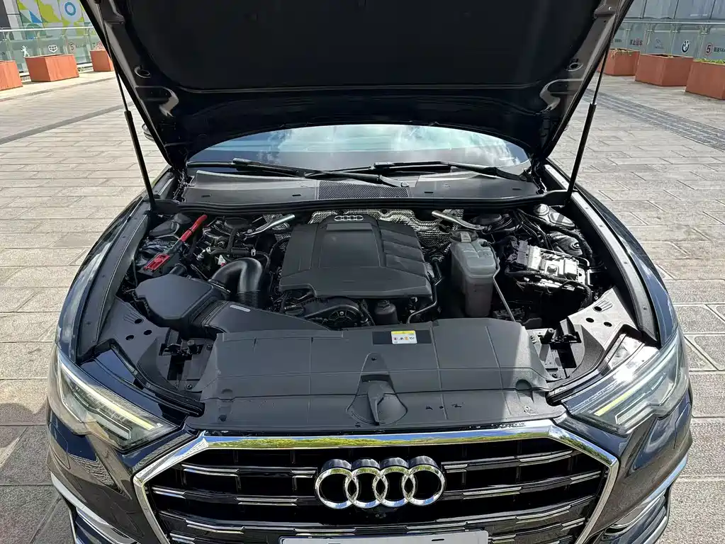 Audi A6L — фото 26