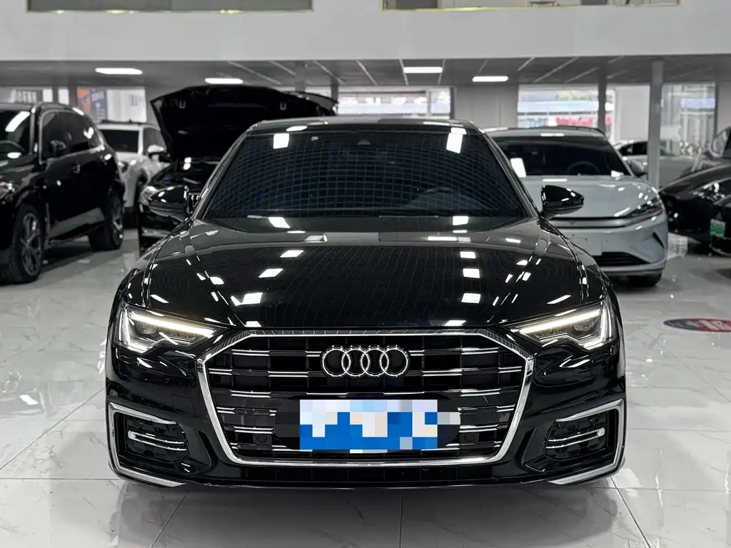 Audi A6L — фото 2