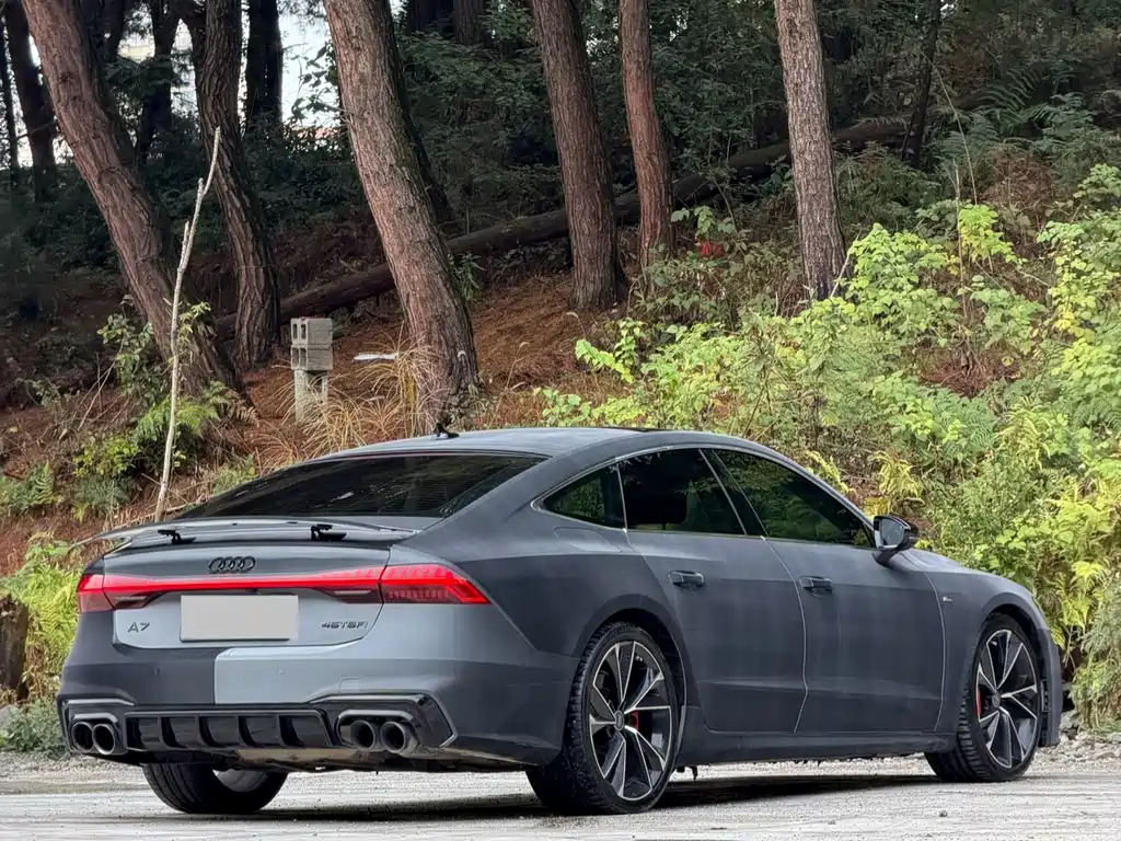 Audi A7 — фото 9