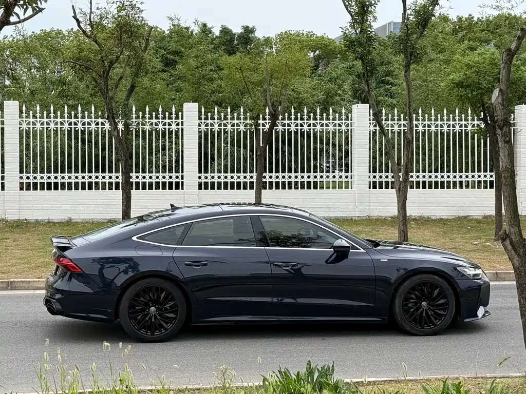 Audi A7 — фото 4