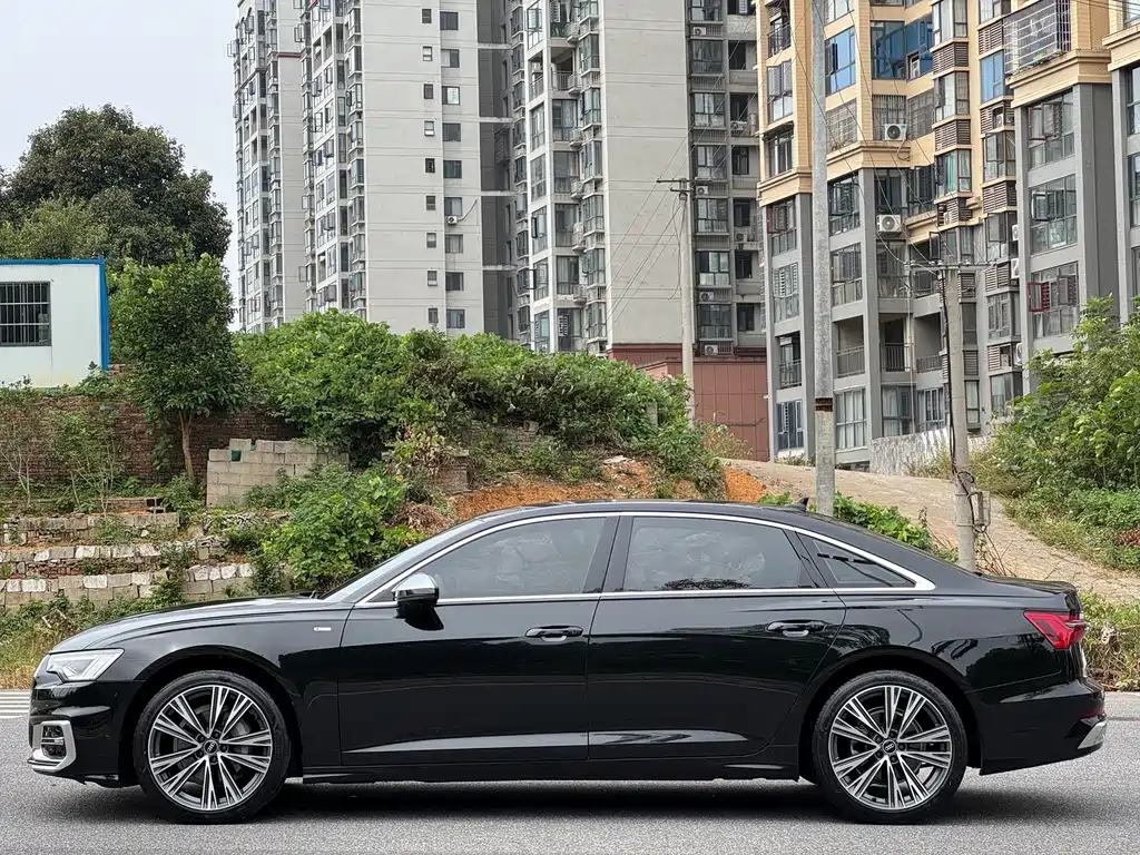 Audi A6L — фото 4