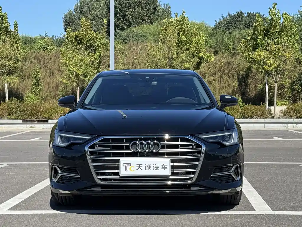 Audi A6L — фото 2
