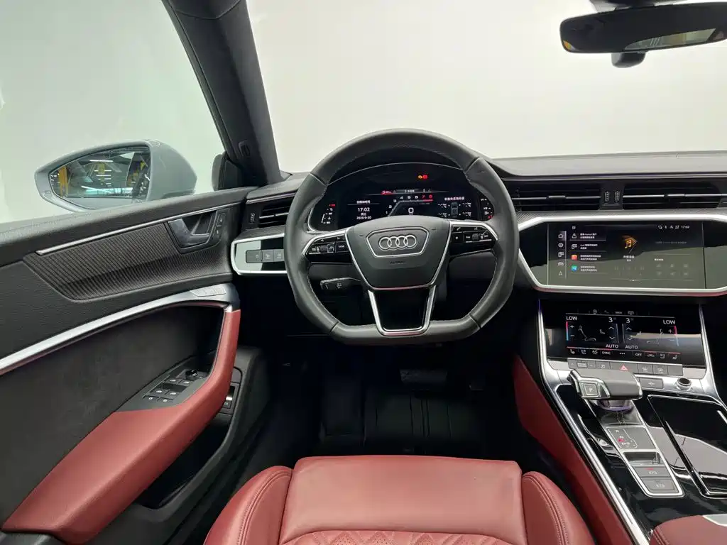 Audi A7L — фото 20