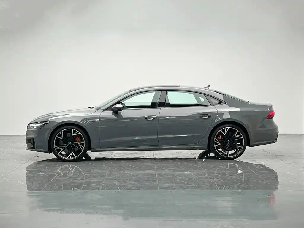 Audi A7L — фото 3