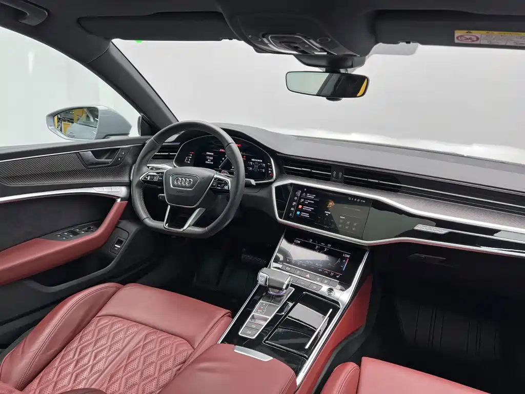 Audi A7L — фото 23