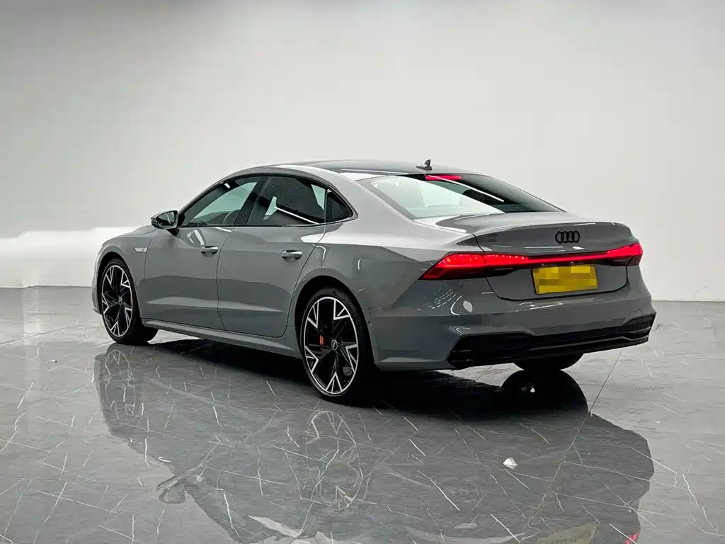 Audi A7L — фото 4